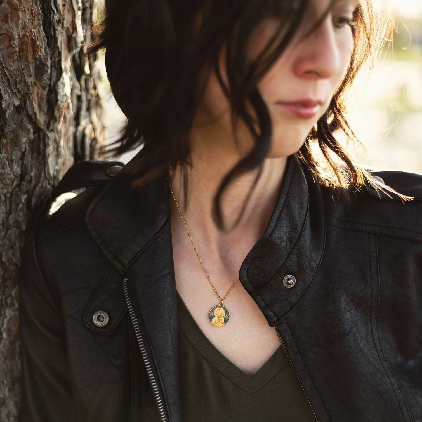 Vierge du Chapelet Necklace