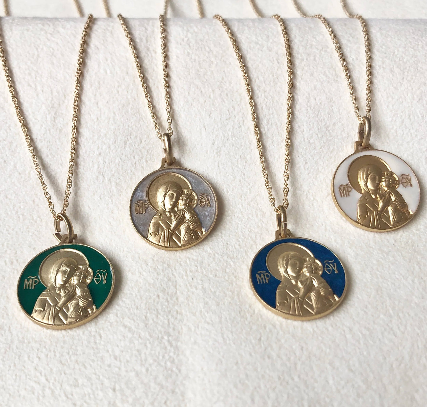 VIERGE ELEUSA NECKLACE