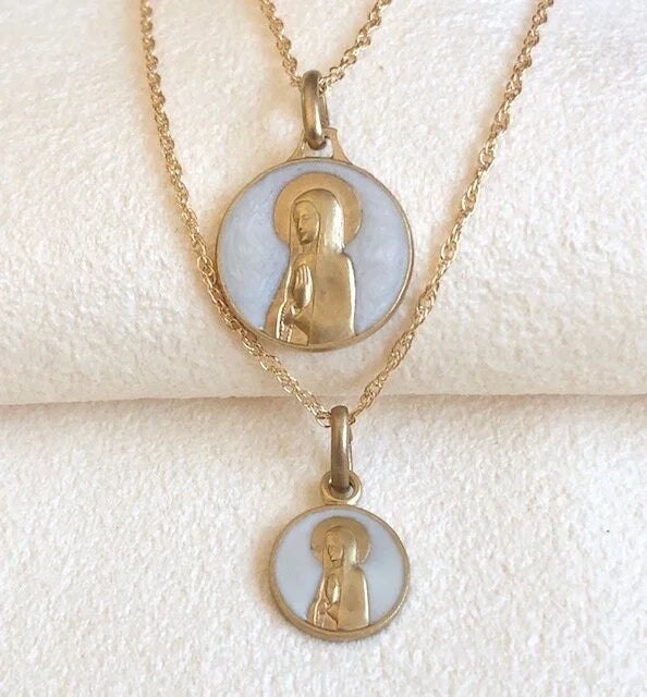Vierge du Chapelet Necklace