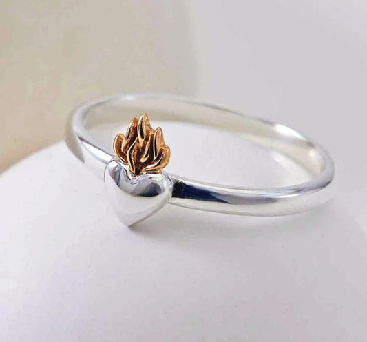 Dainty Sacred Heart of Jesus Ring