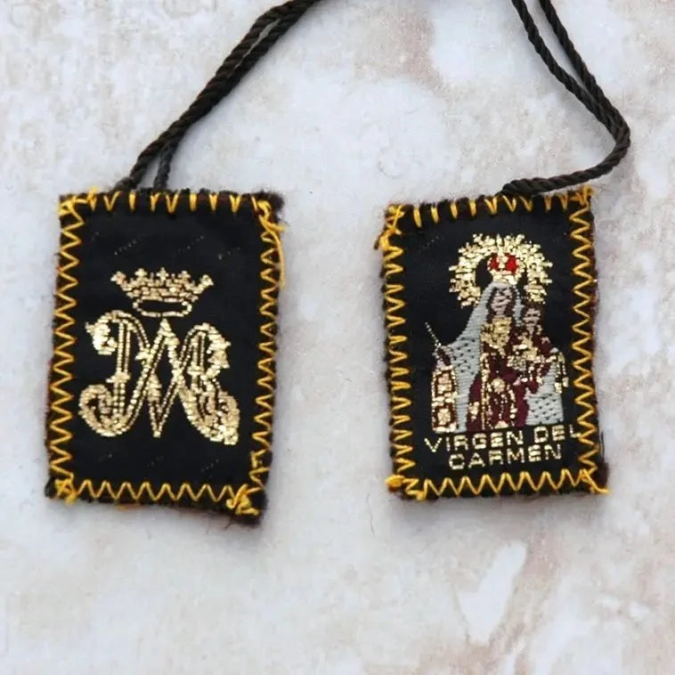 Small Traditional Wool Scapular