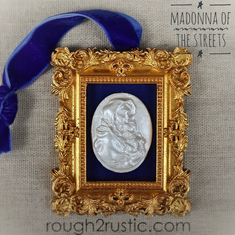 Gold Framed Intaglio Ornaments