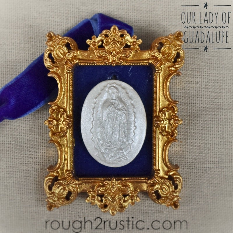 Gold Framed Intaglio Ornaments