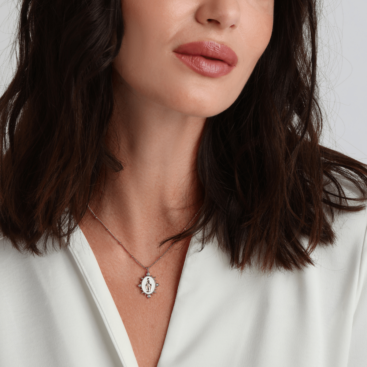 Lourdes Pendant Necklace - White