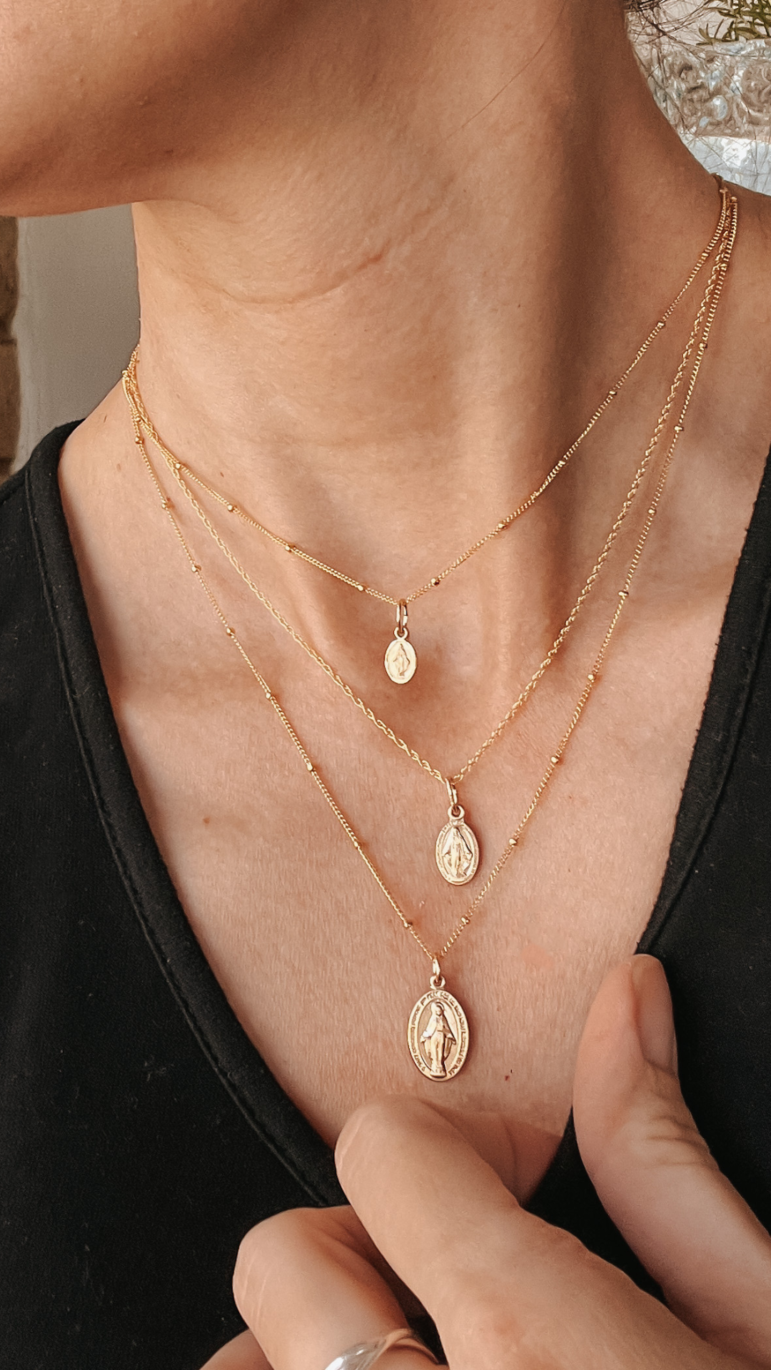 Women's Gold Miraculous Medal Necklace