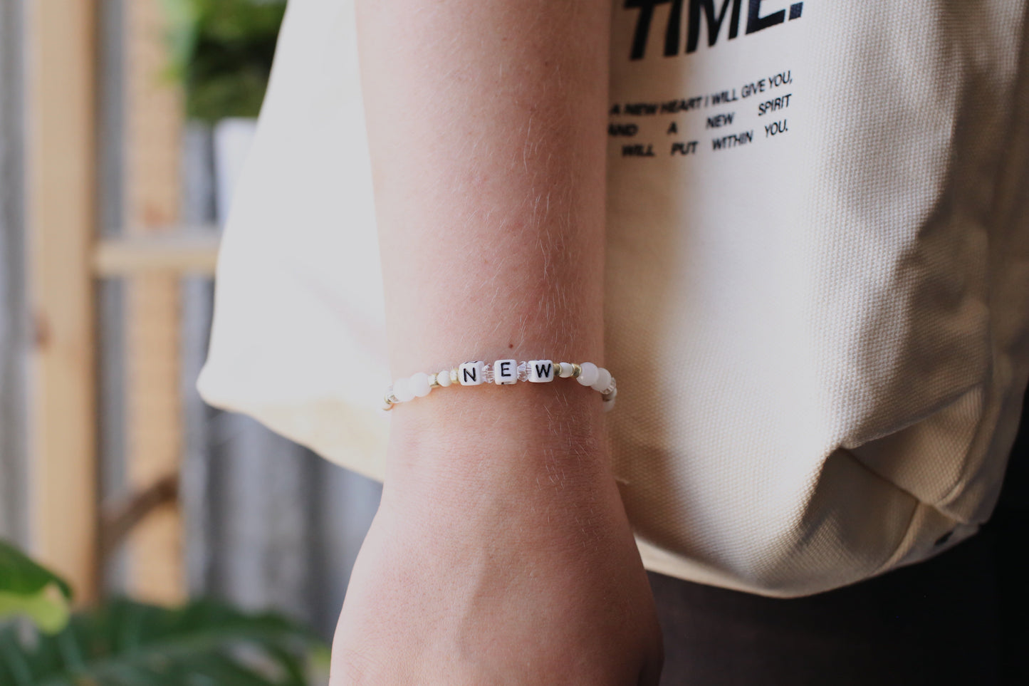 NEW Bracelet – Faith Stretch Bracelet for Women, Symbol of Renewal and Hope