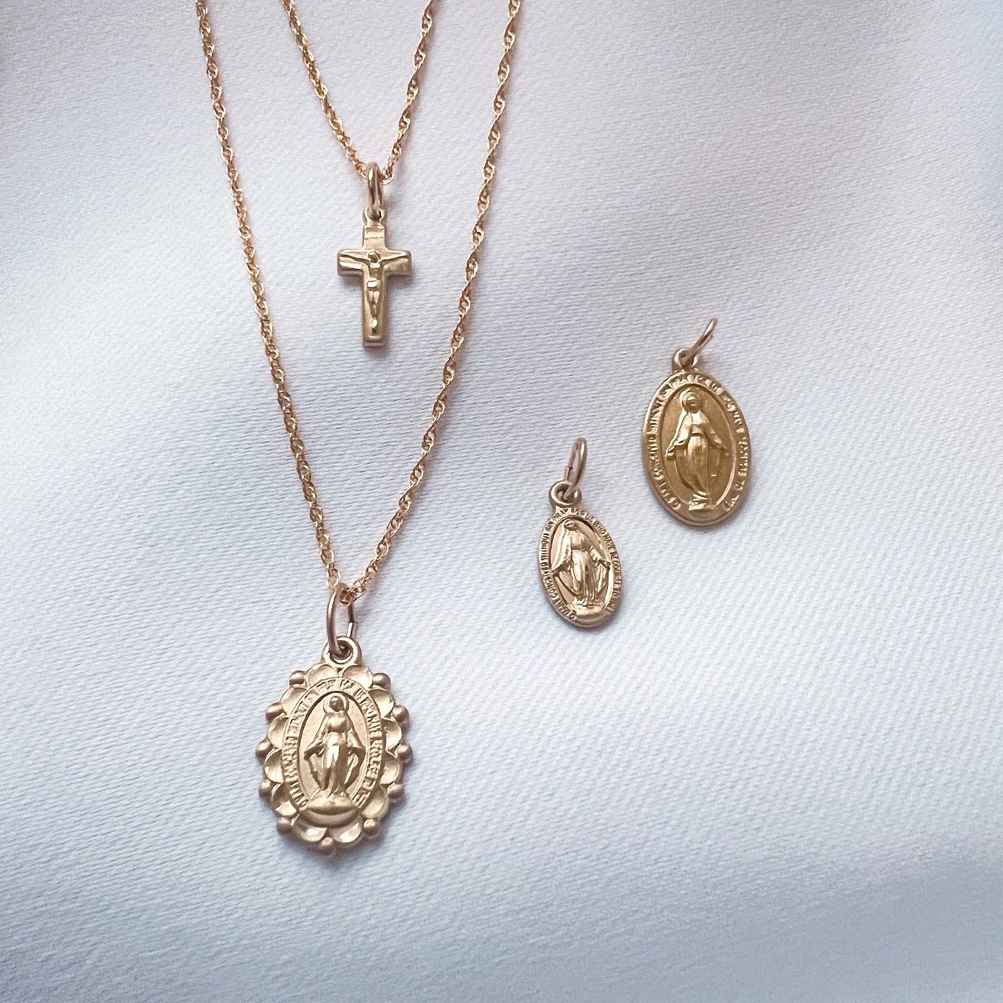 Scalloped Miraculous Medal Necklace