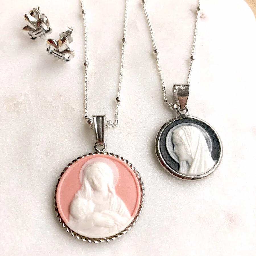 Modern Cameo Necklace