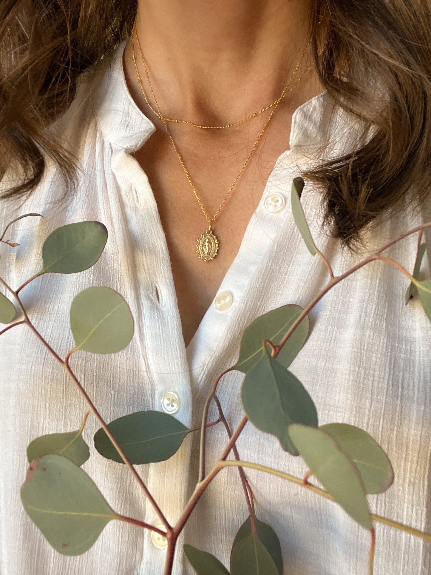 Scalloped Miraculous Medal Necklace