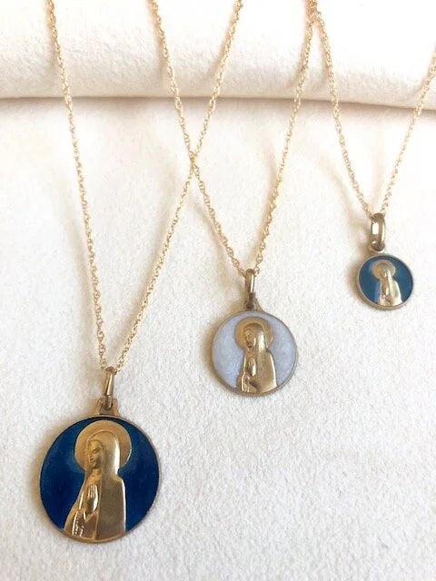 Vierge du Chapelet Necklace